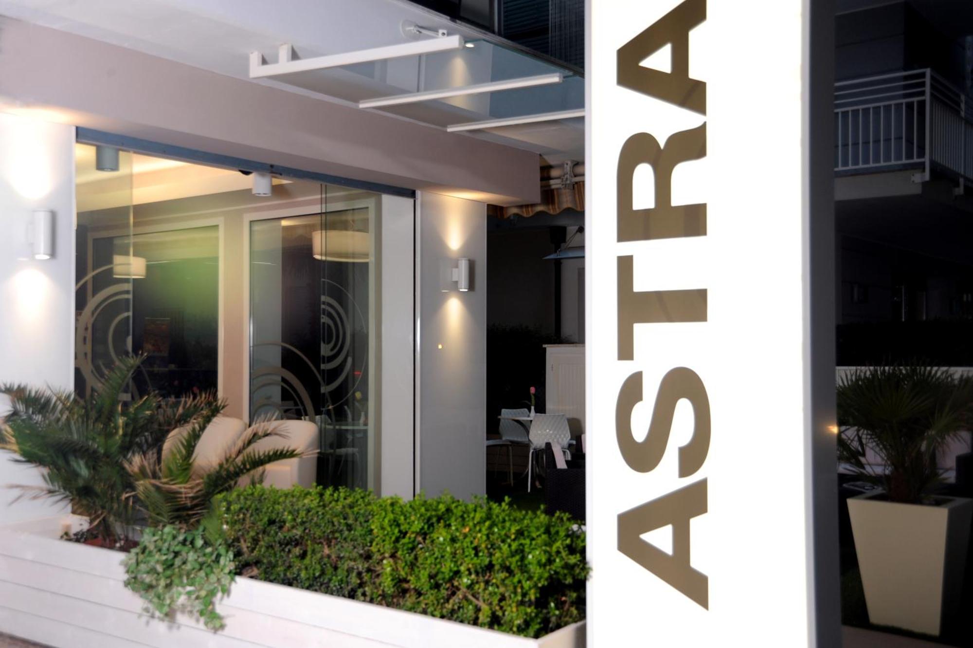 Design Hotel Astra B&B Misano Adriatico Luaran gambar